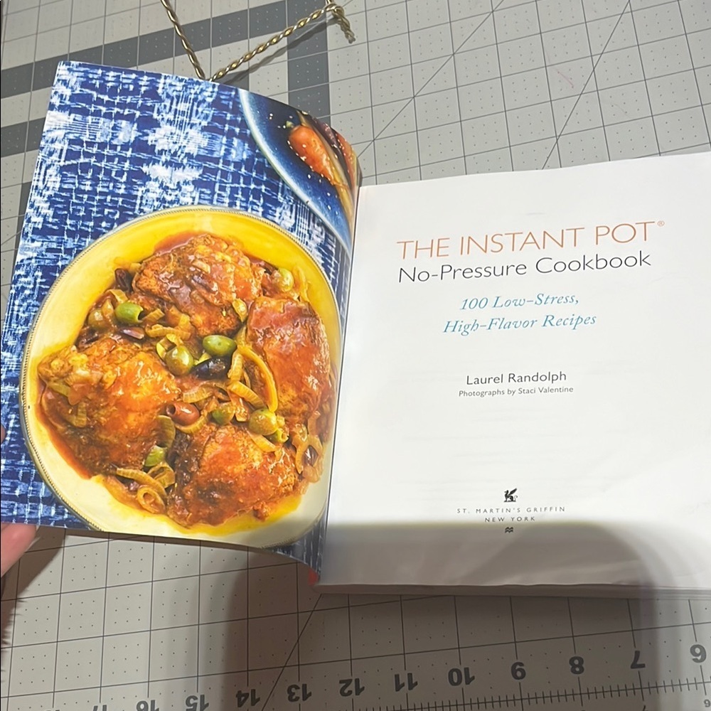 Instant Pot Cookbook - Picture 5 of 7